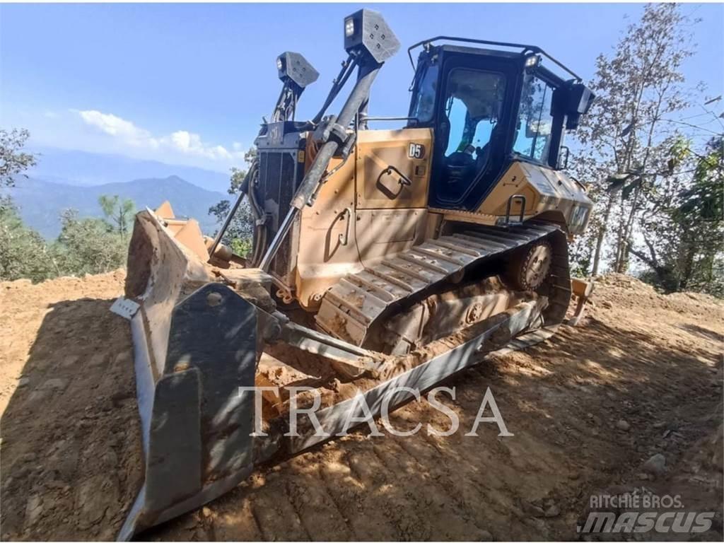 CAT D5 履带式推土机