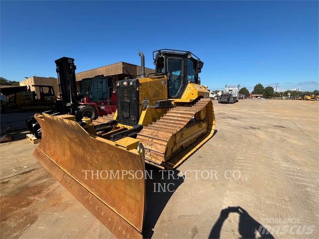 CAT D5 履带式推土机