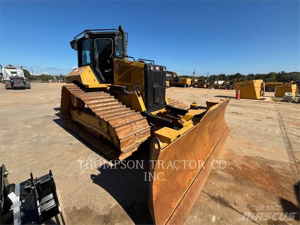 CAT D5 履带式推土机