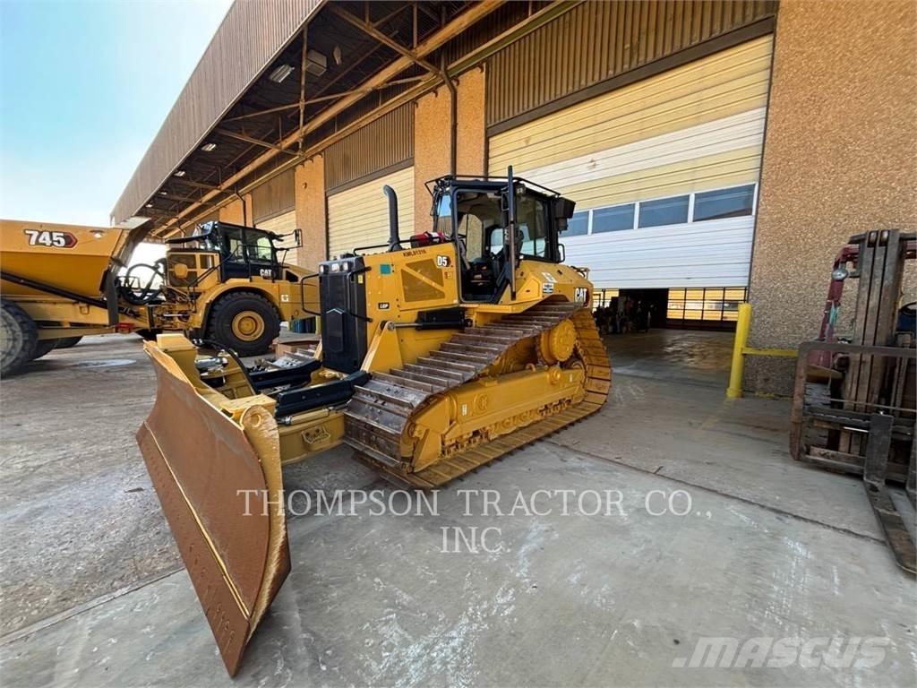 CAT D5 履带式推土机