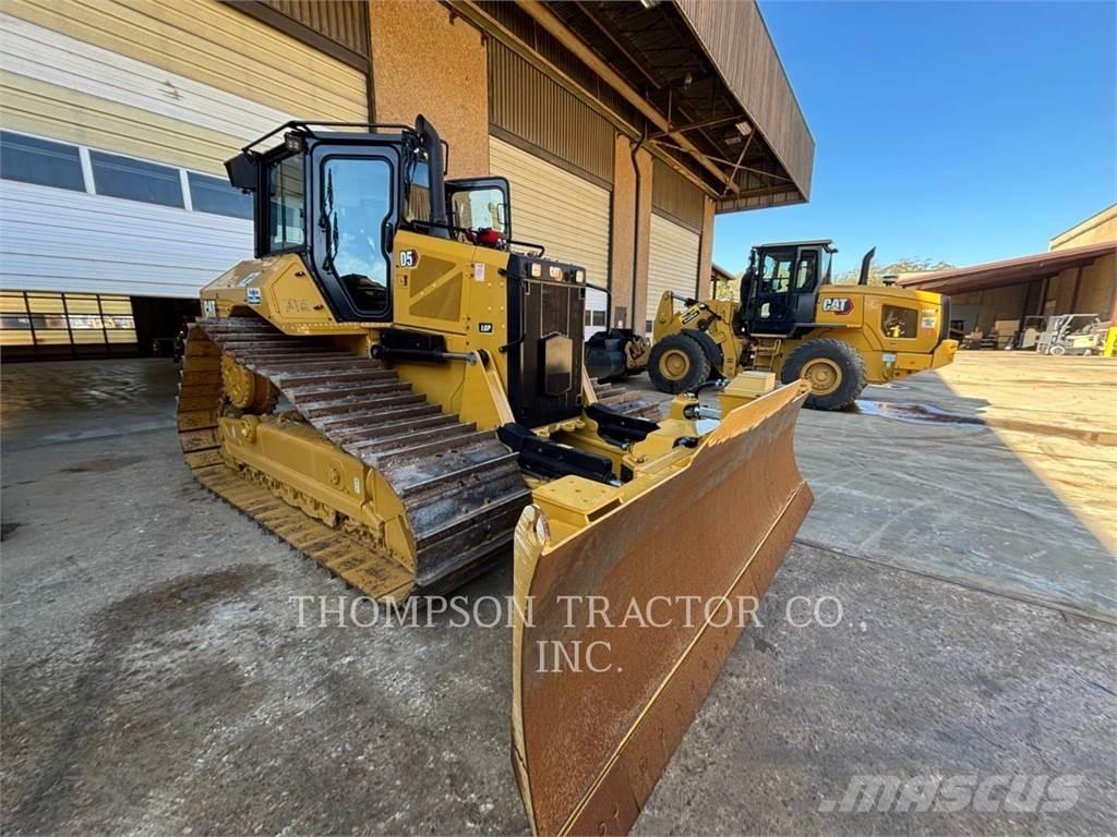 CAT D5 履带式推土机