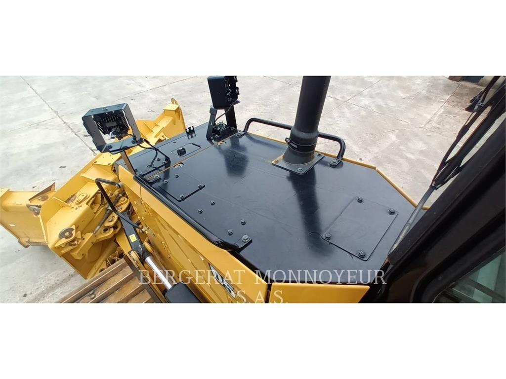 CAT D5 履带式推土机
