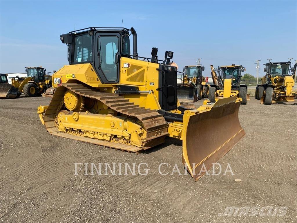 CAT D5 履带式推土机
