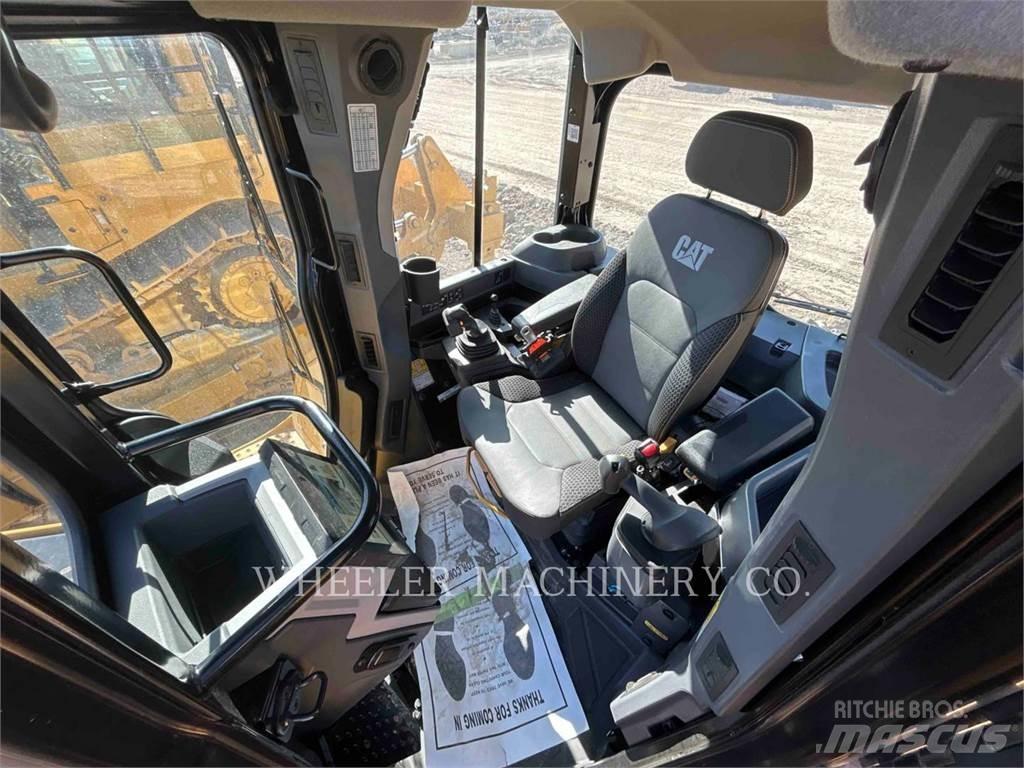 CAT D5-17 XL 履带式推土机