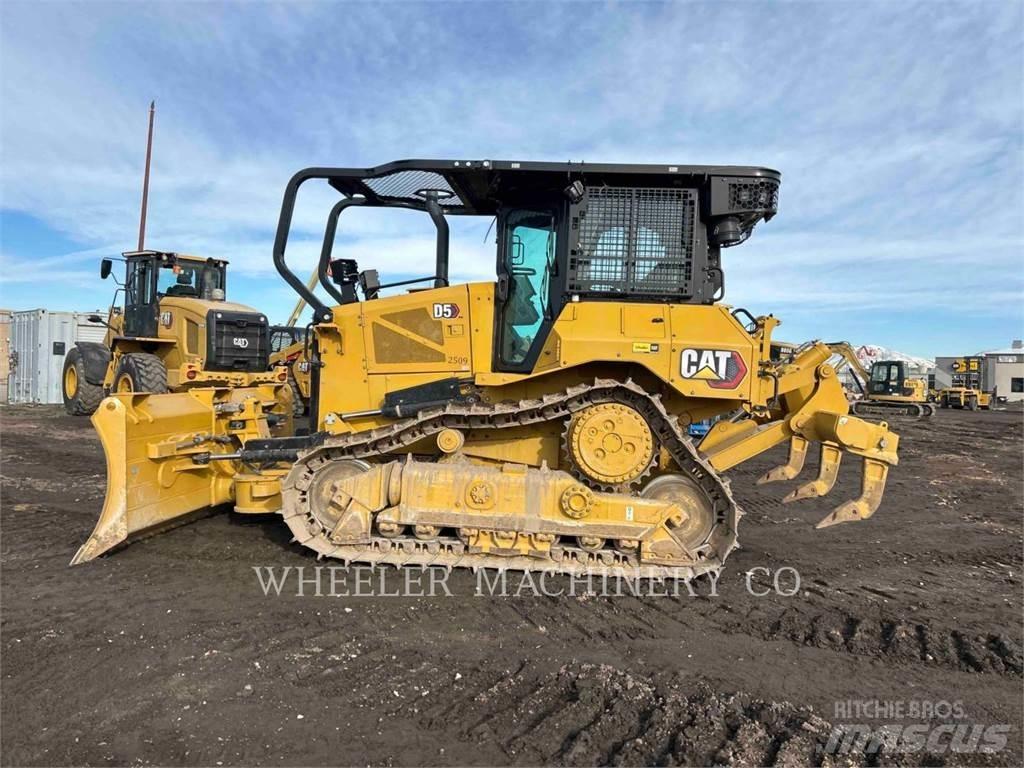 CAT D5-17 XL 履带式推土机