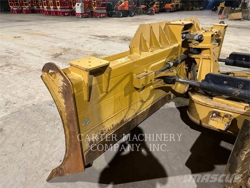 CAT D5-17VP 履带式推土机