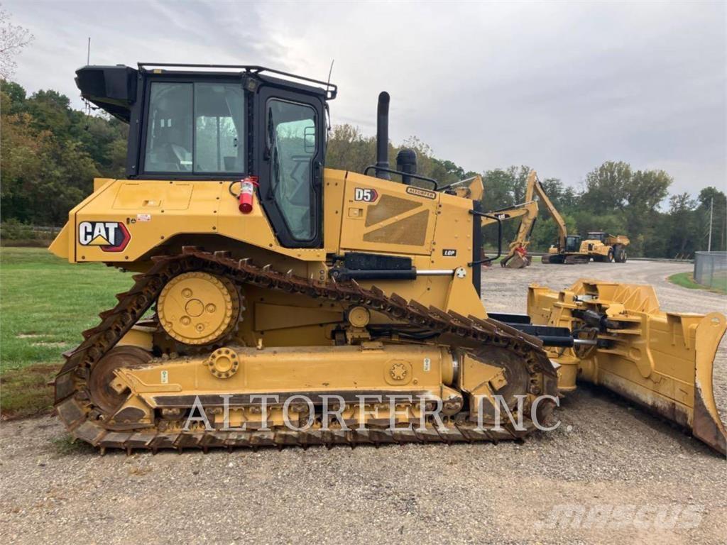 CAT D5-17VPLGP 履带式推土机