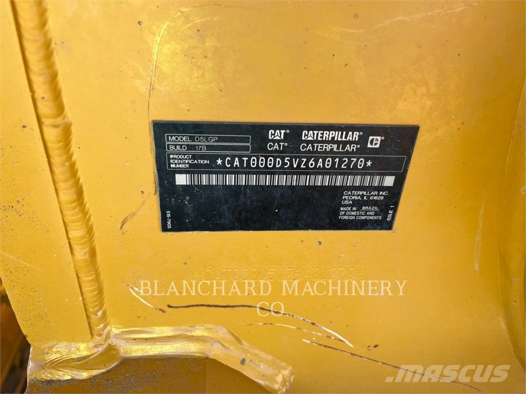 CAT D5 LGP 履带式推土机