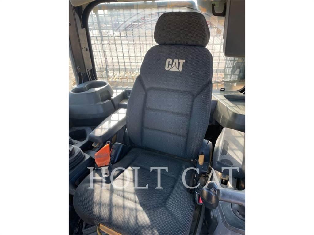 CAT D5 LGPVP 履带式推土机