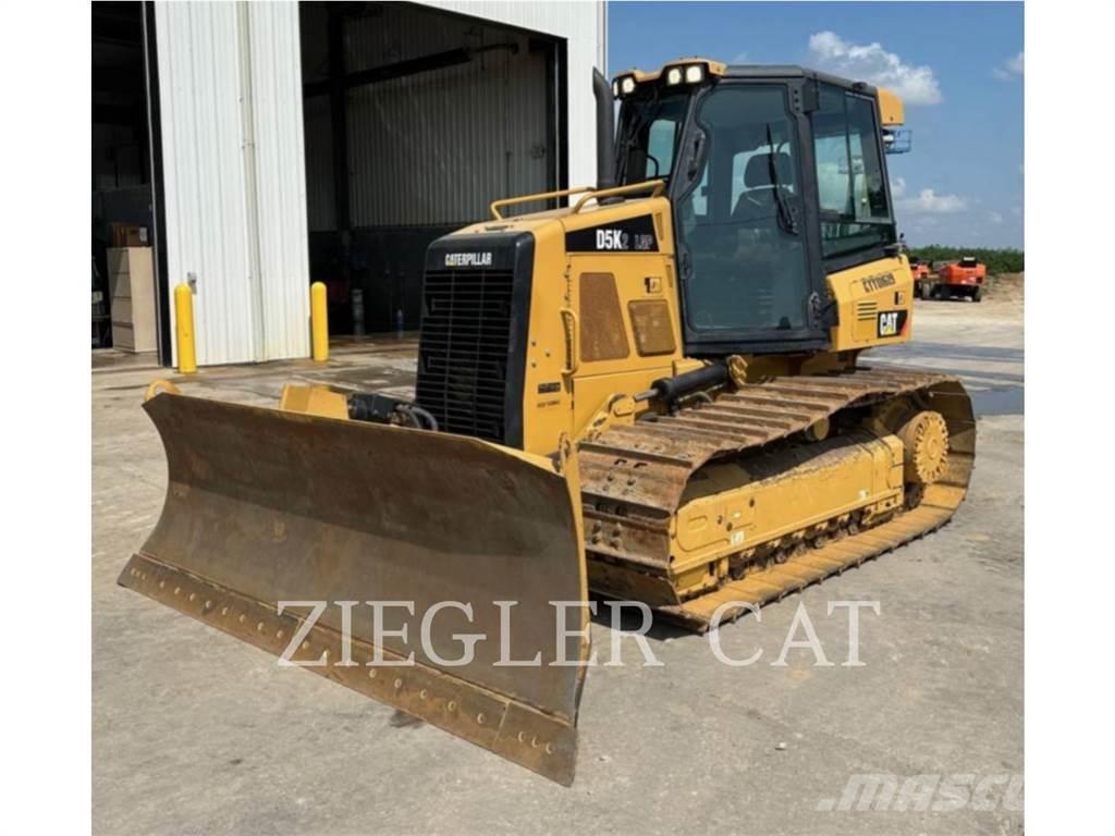 CAT D5K 履带式推土机