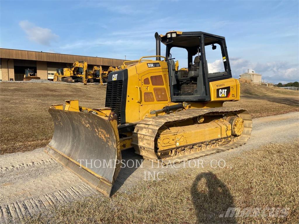 CAT D5K2 LGP 履带式推土机
