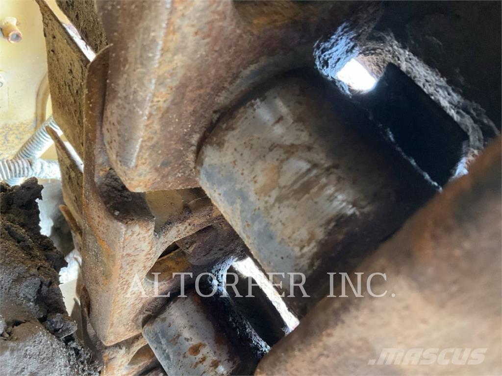 CAT D5K2 LGP3D 履带式推土机