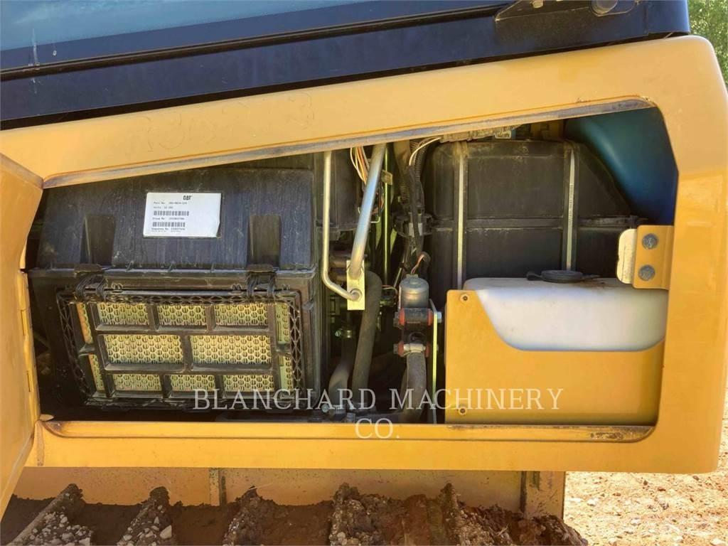 CAT D5K2LGP 履带式推土机