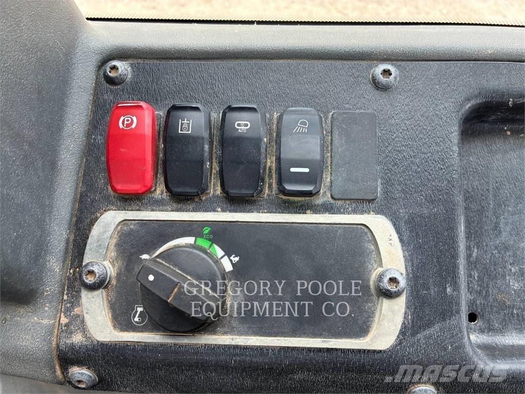 CAT D5K2LGP 履带式推土机