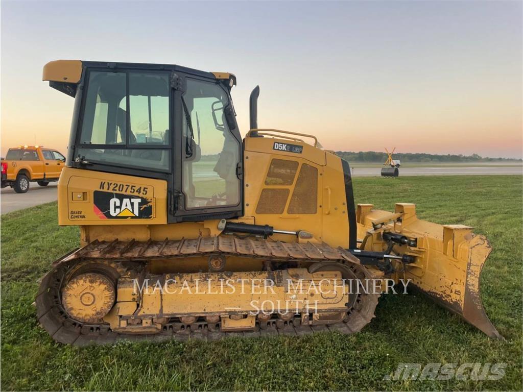 CAT D5K2LGP 履带式推土机