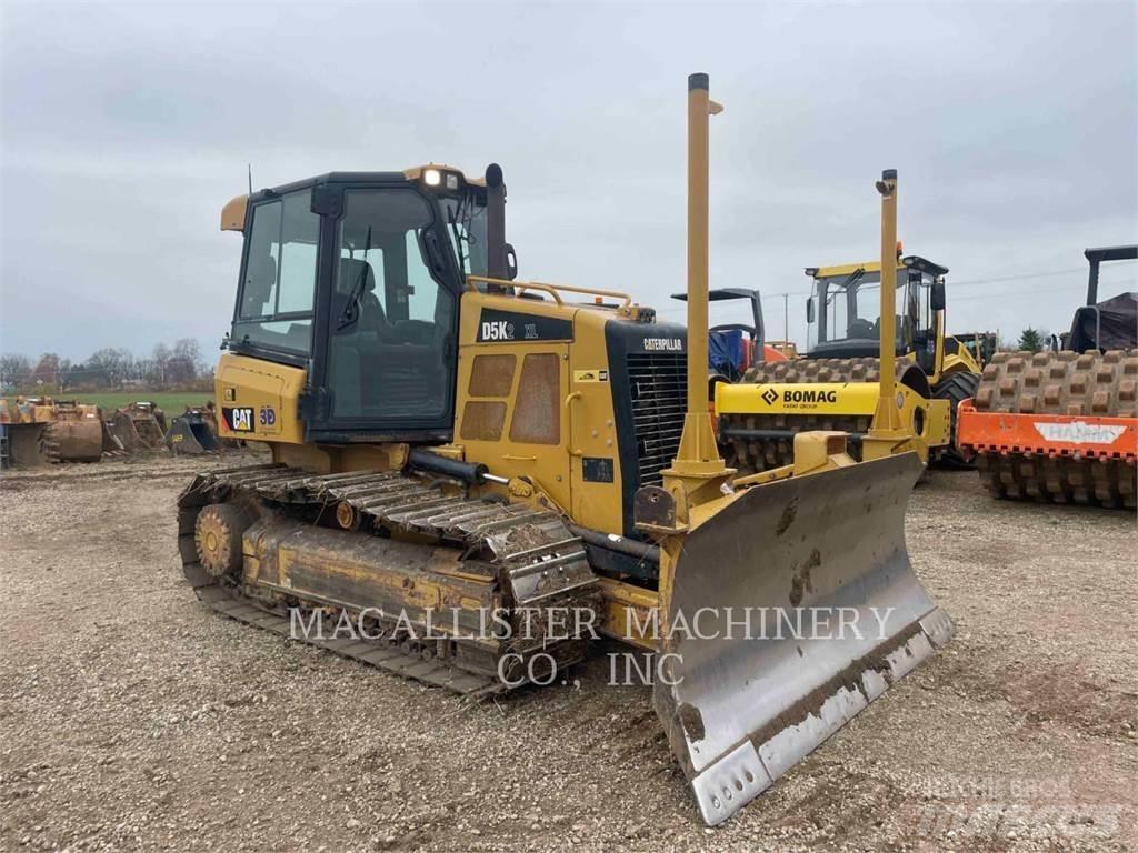CAT D5K2XL 履带式推土机