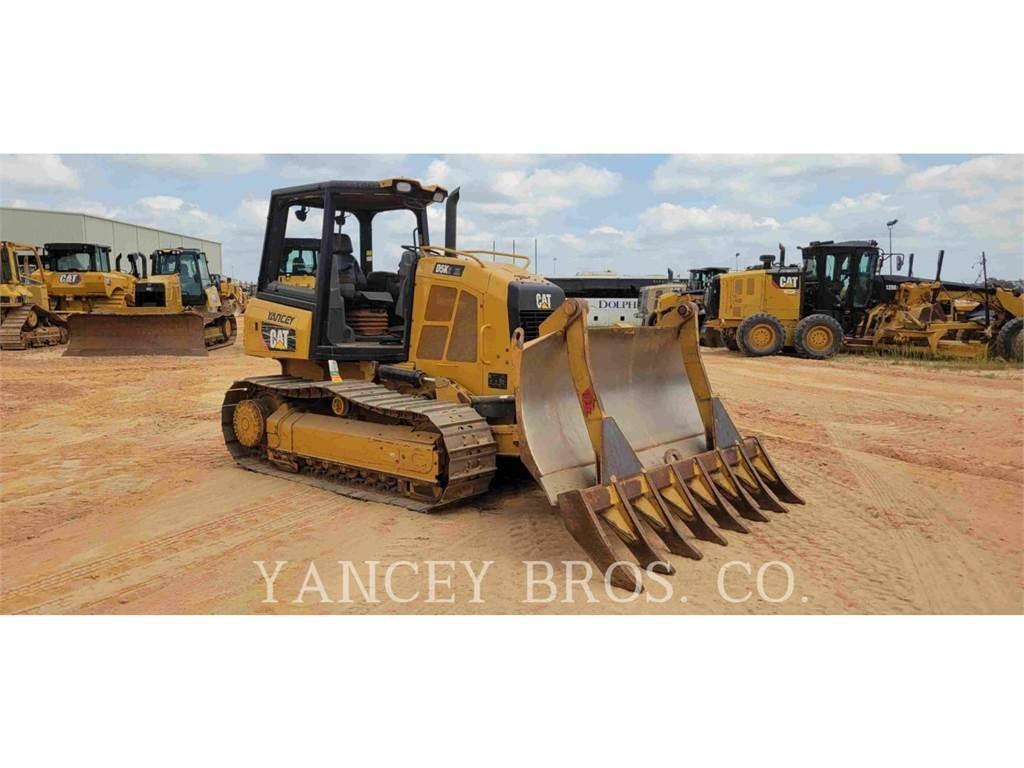 CAT D5K2XL 履带式推土机