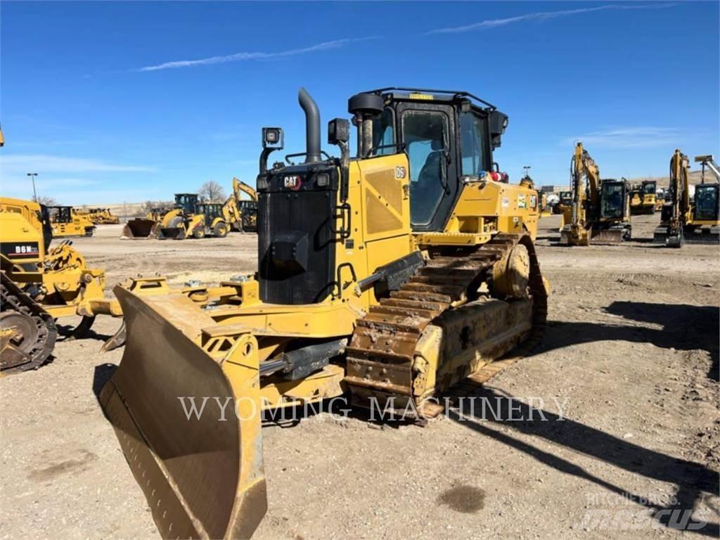 CAT D6 履带式推土机