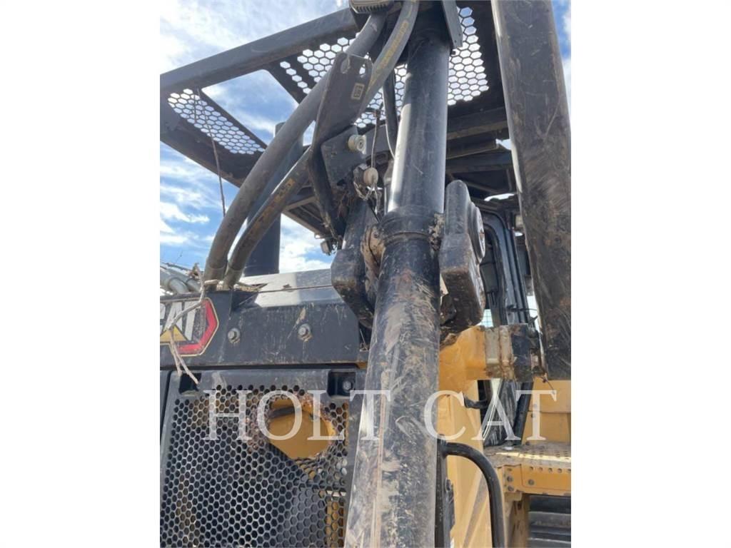 CAT D6 履带式推土机