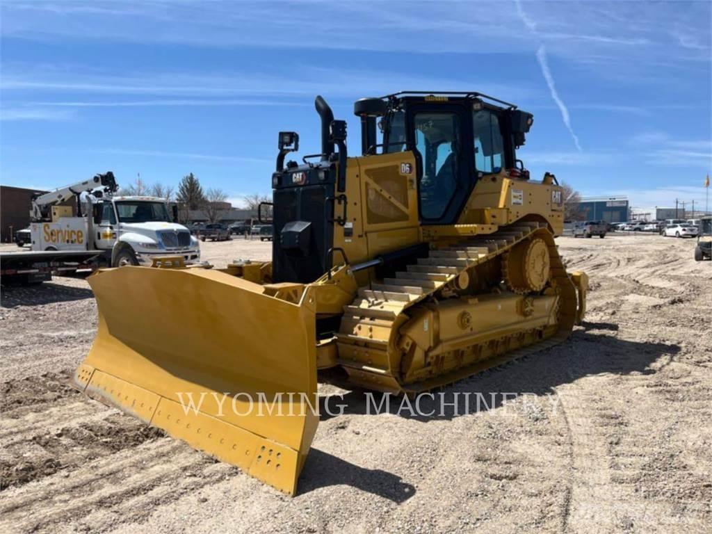 CAT D6 履带式推土机