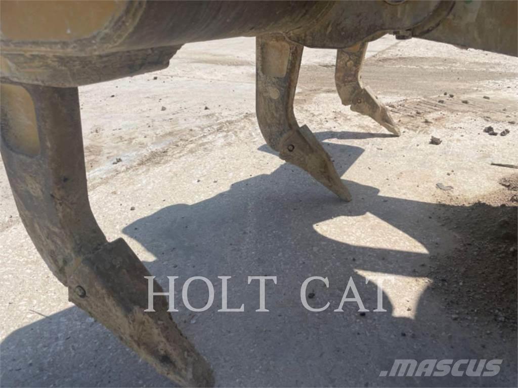 CAT D6 履带式推土机