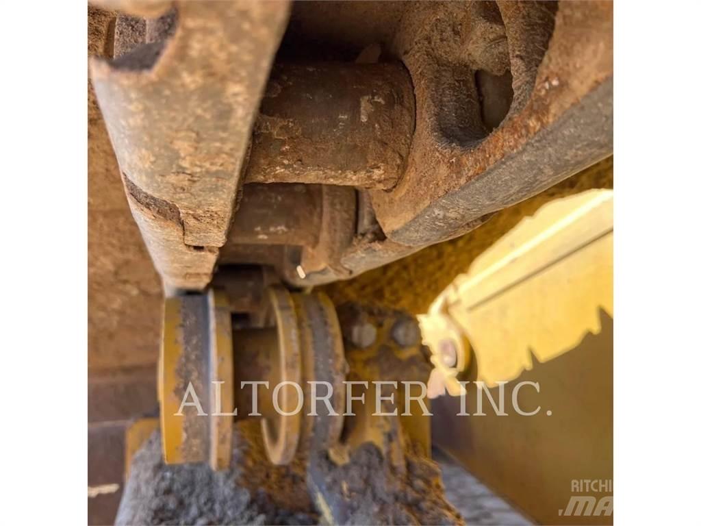 CAT D6 LGP 履带式推土机