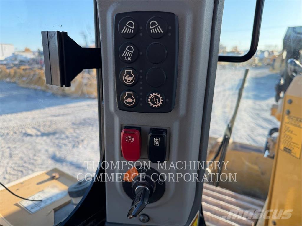 CAT D6 LGP 履带式推土机