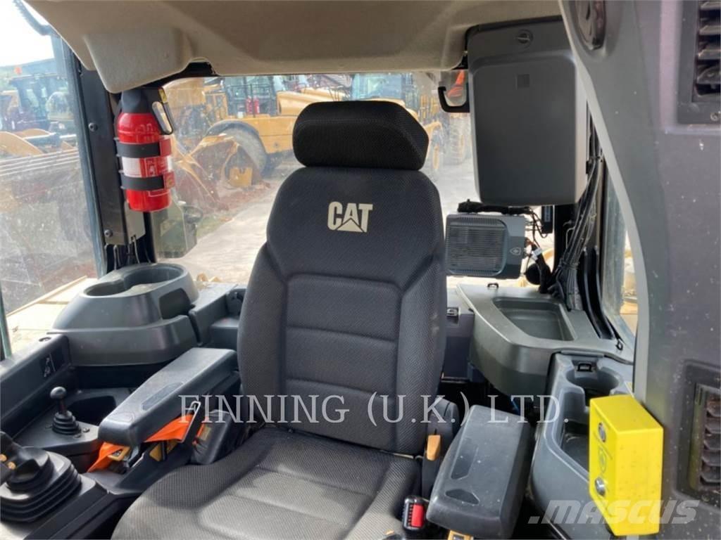 CAT D6 LGP 36 履带式推土机