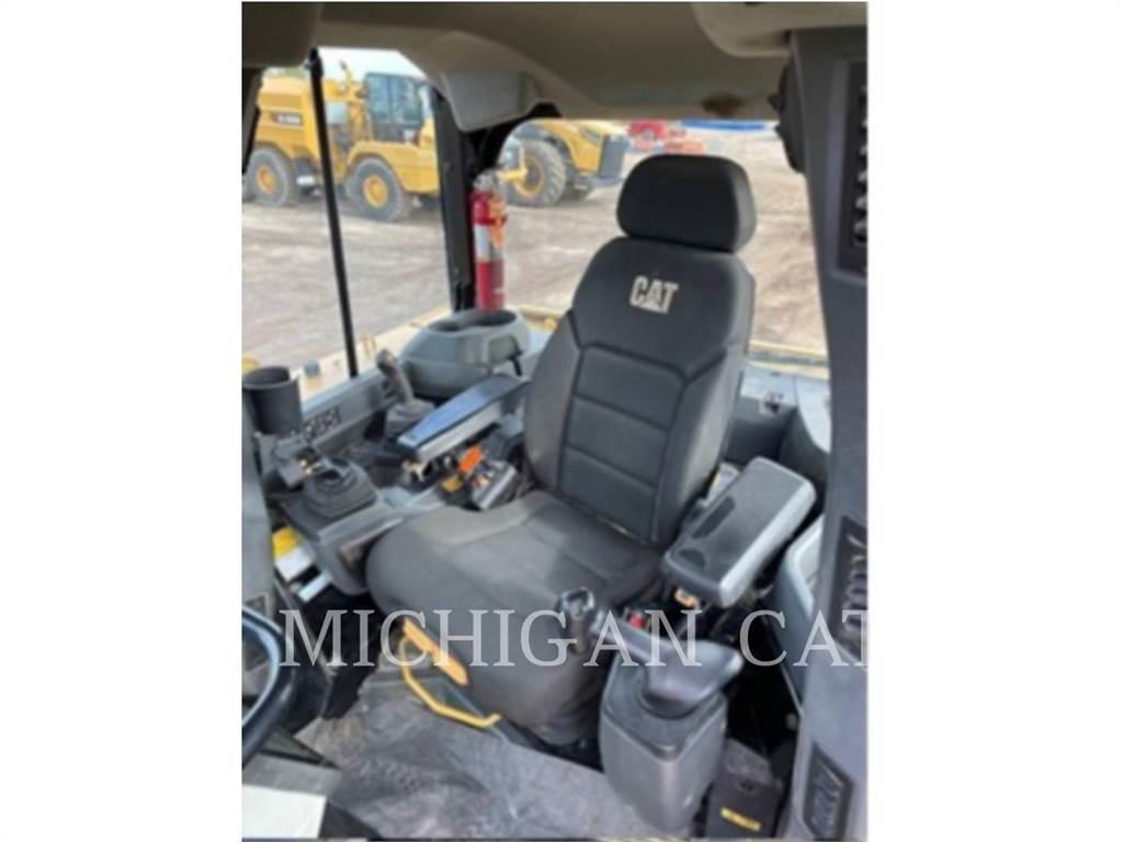 CAT D6 LGP VAHZ2 履带式推土机