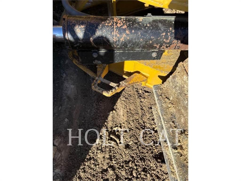 CAT D6 LGPVP 履带式推土机