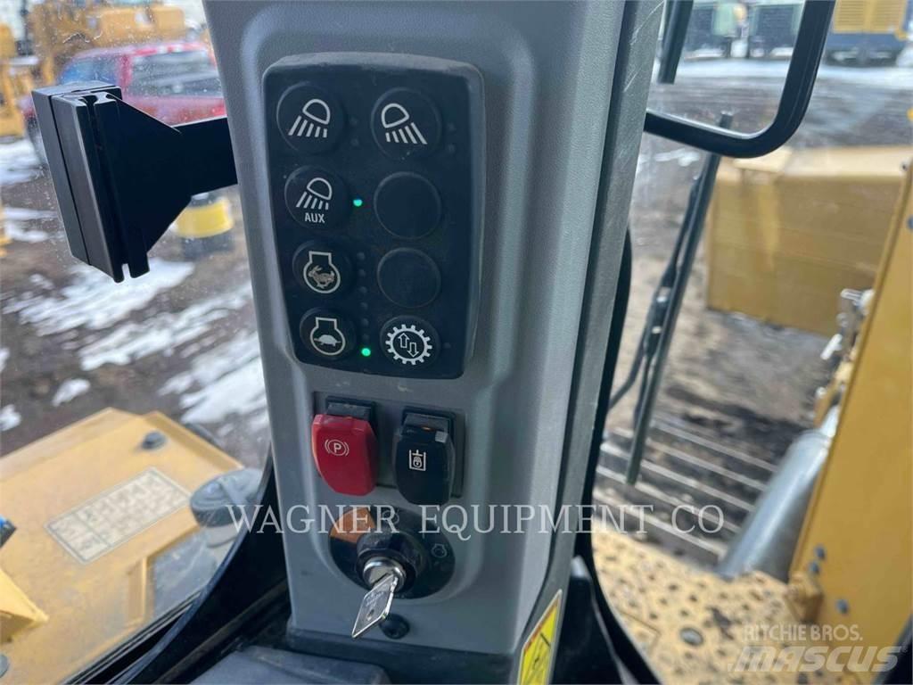 CAT D6 VP 履带式推土机
