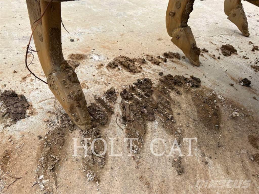 CAT D6 XE 轮式装载机