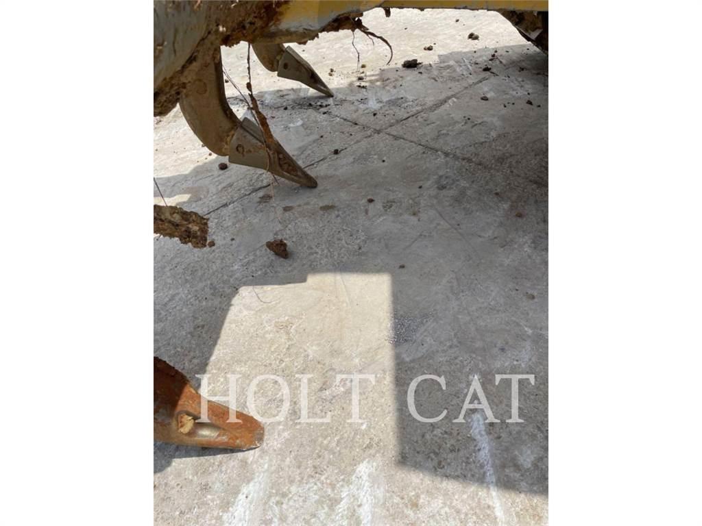 CAT D6 XELGPVP 履带式推土机