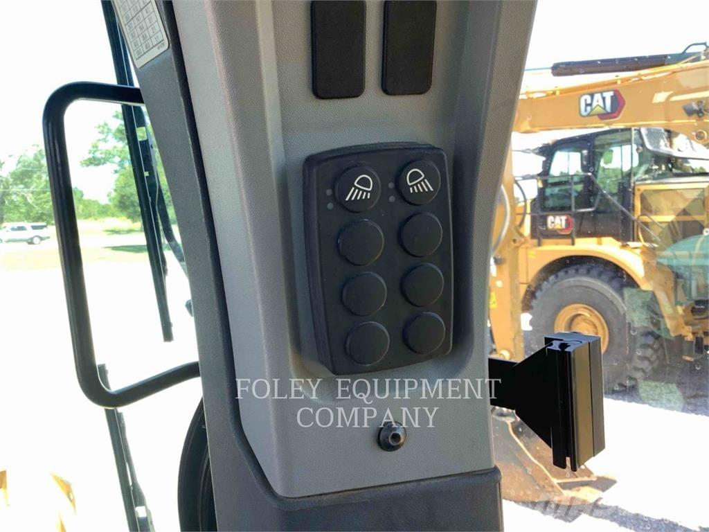 CAT D620 履带式推土机