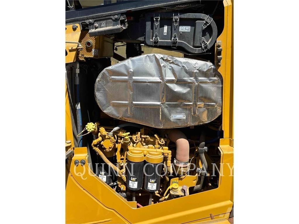 CAT D620 履带式推土机