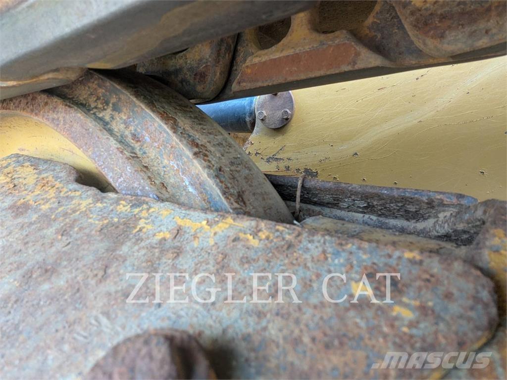 CAT D6K2 履带式推土机