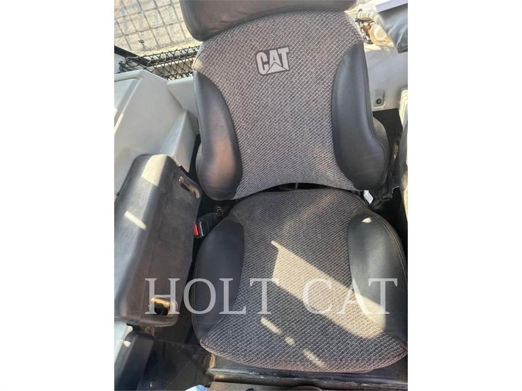CAT D6N 履带式推土机