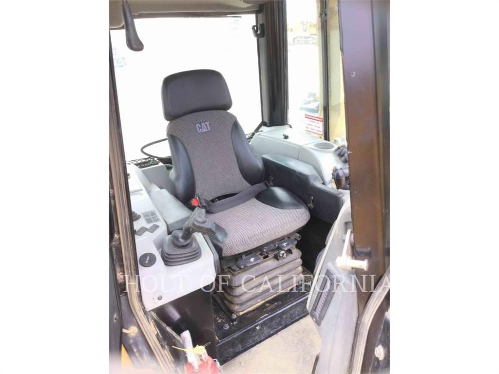 CAT D6N LGP VP 履带式推土机