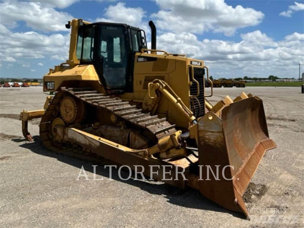 CAT D6N XL SU 履带式推土机