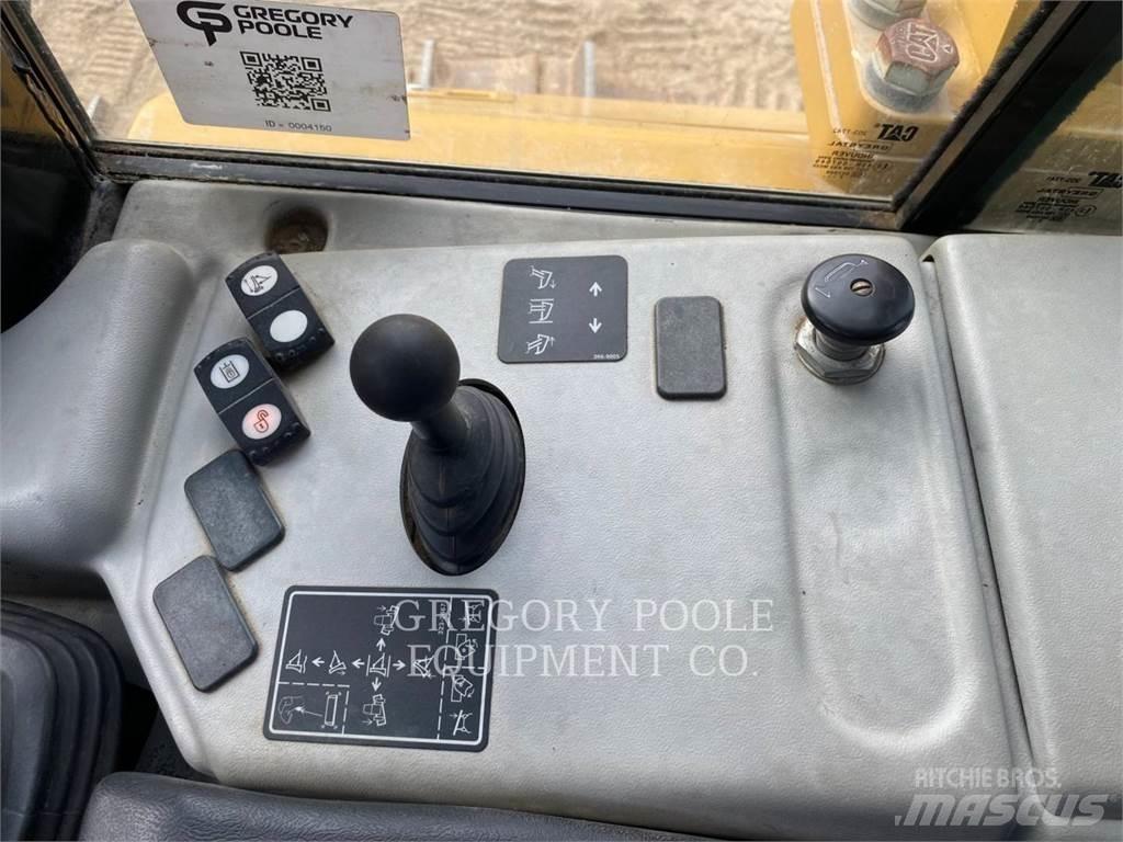 CAT D6NLGP 履带式推土机
