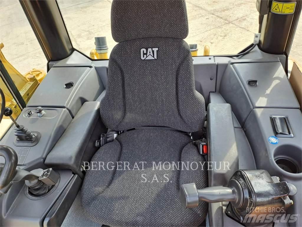 CAT D6NLGP 履带式推土机
