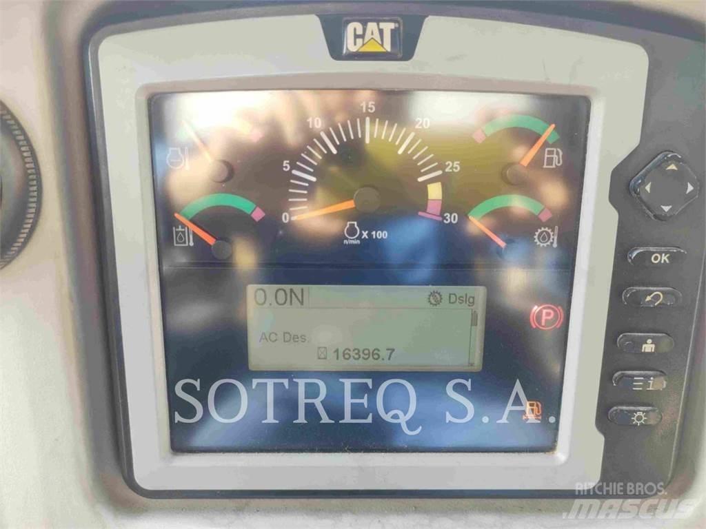 CAT D6NXL 履带式推土机