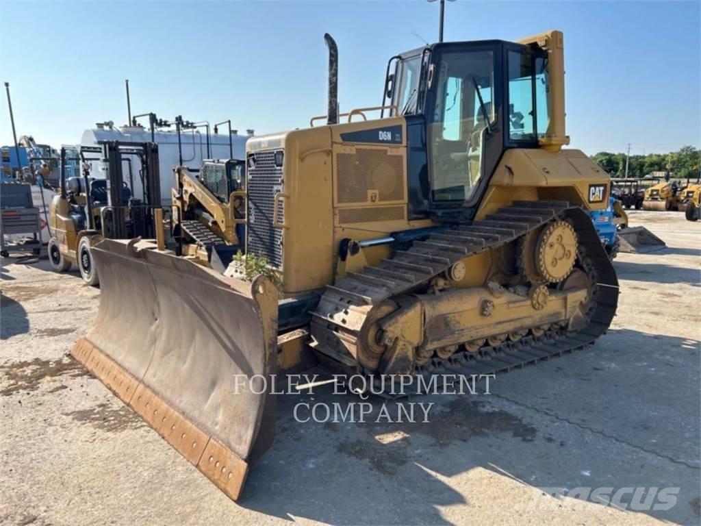 CAT D6NXL 履带式推土机