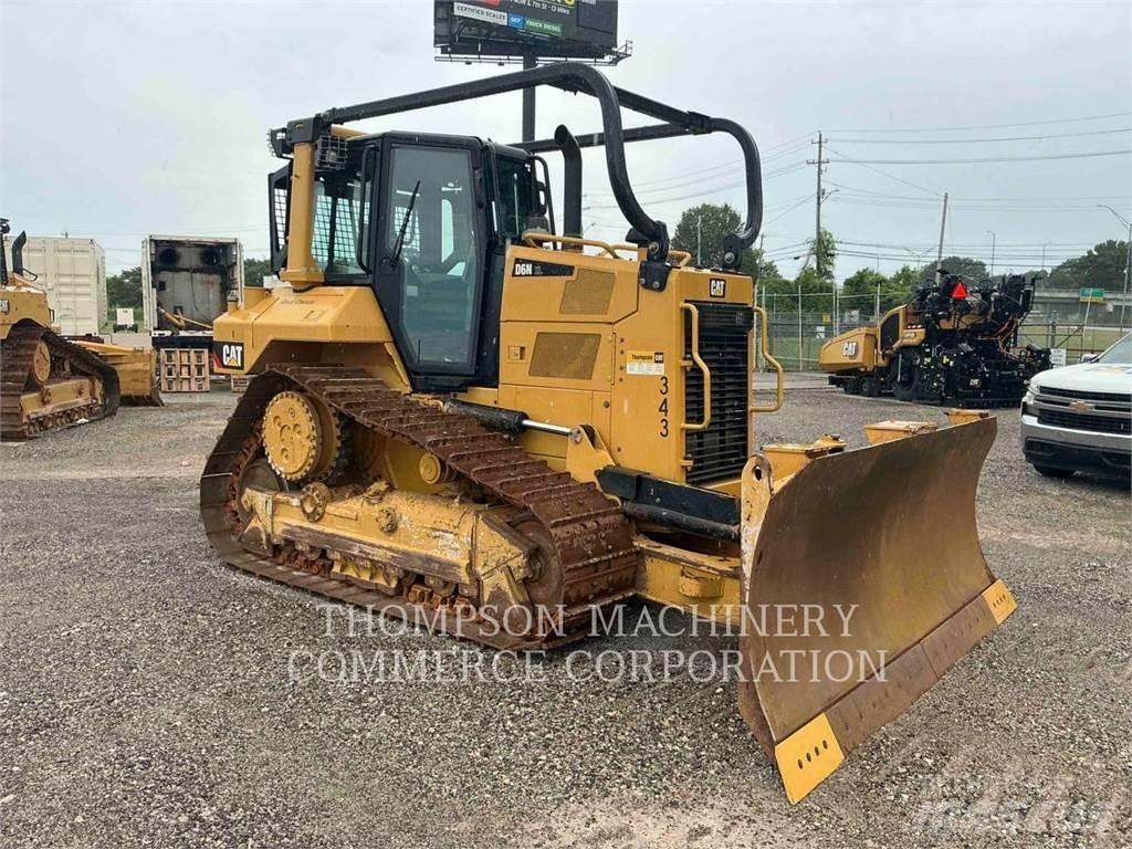 CAT D6NXL 履带式推土机