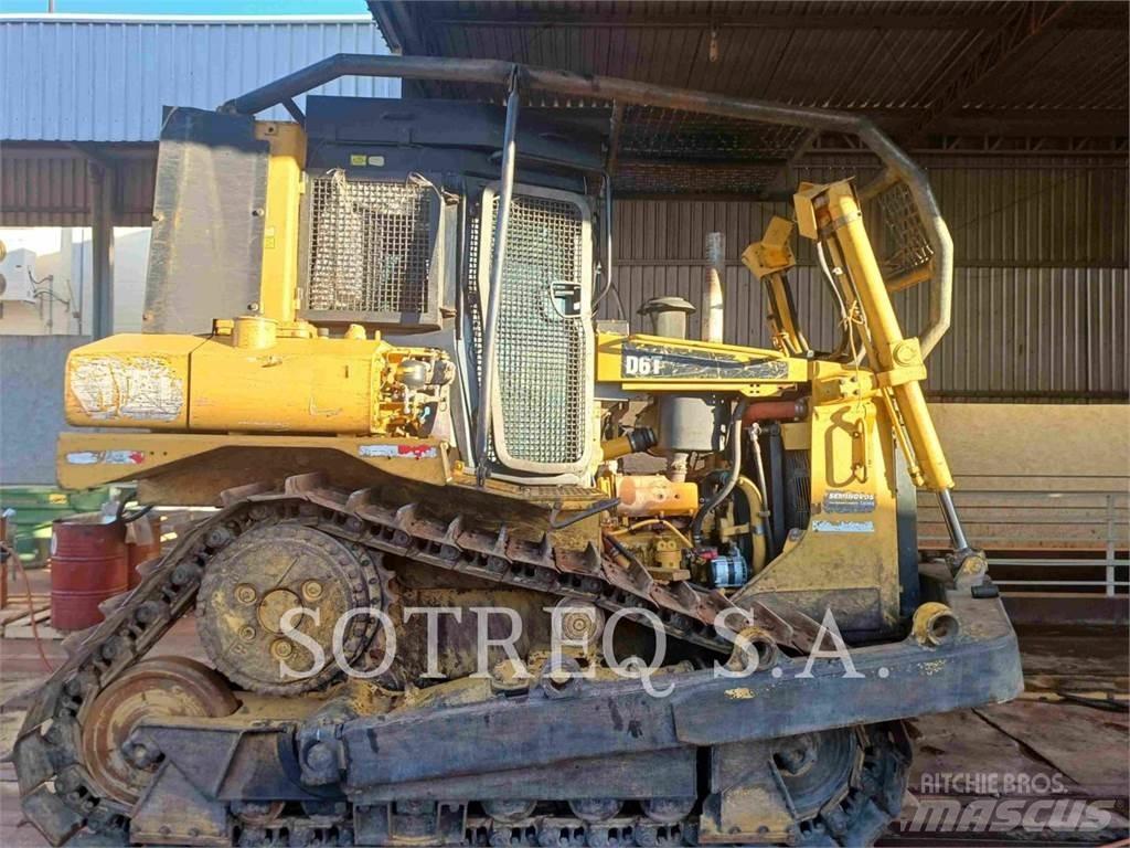CAT D6T 履带式推土机
