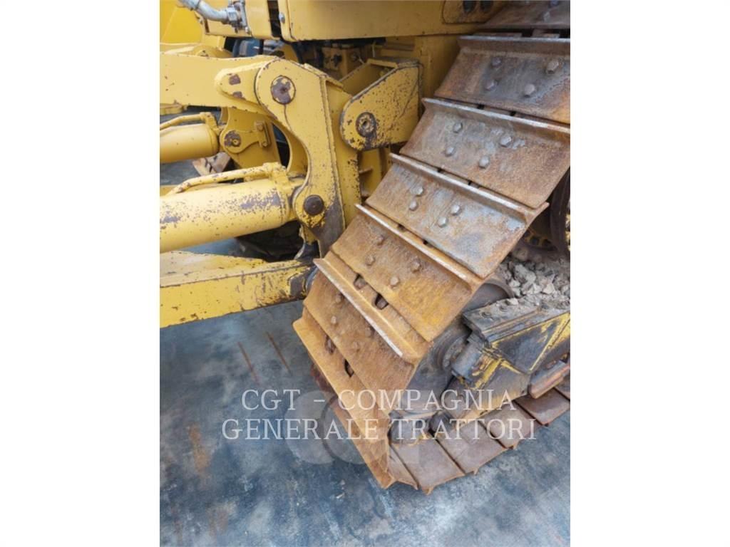 CAT D6T 履带式推土机