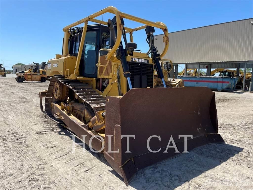 CAT D6T 履带式推土机