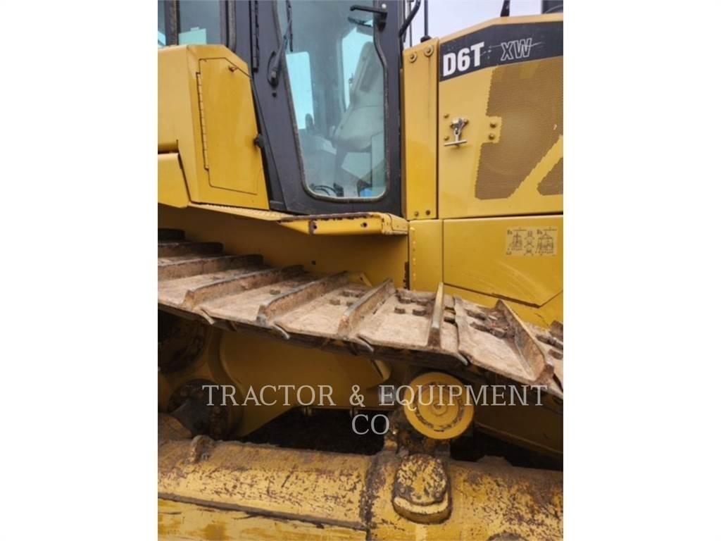 CAT D6T 履带式推土机