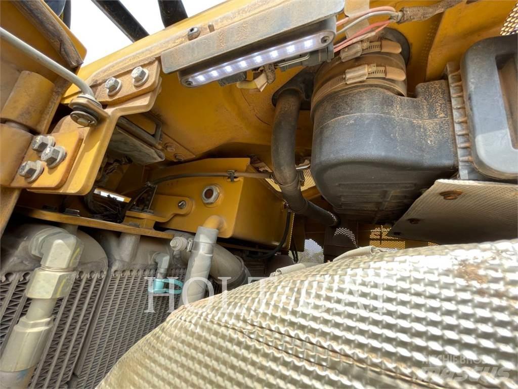 CAT D6T 履带式推土机