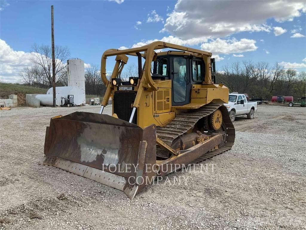 CAT D6T 履带式推土机